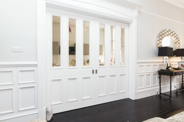 5-pocket-door-detail-complete-with-architrave-r30-640x480-min